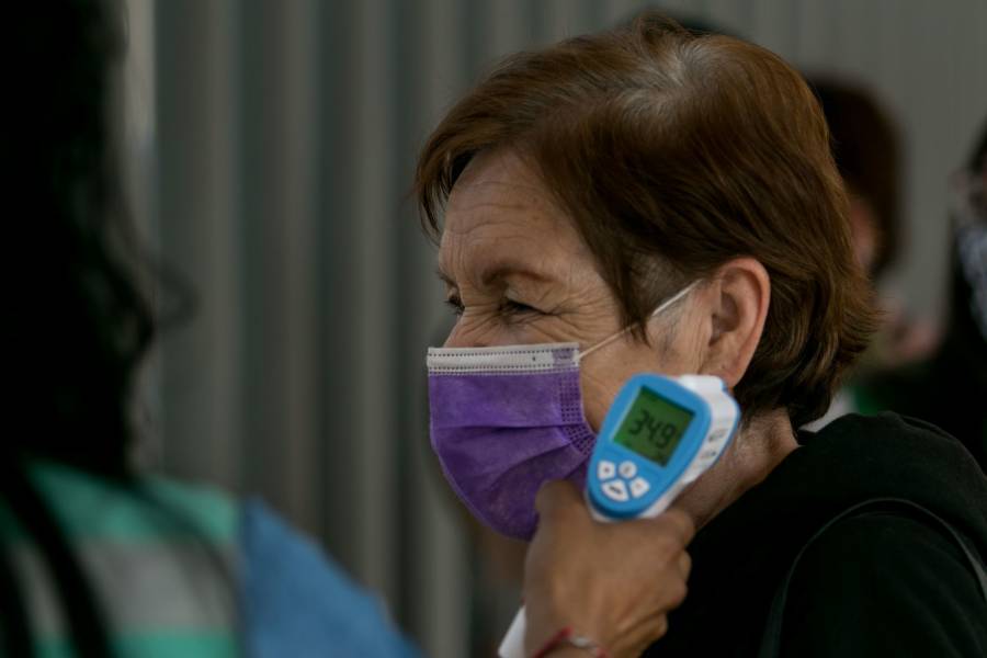 México reporta 2 millones 574 mil 035 casos estimados de COVID-19 y 220 mil 850 fallecidos