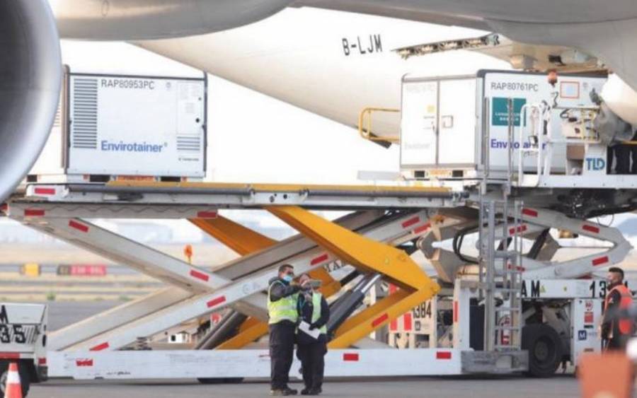 Llega a México un nuevo lote de vacunas anticovid de Sinovac