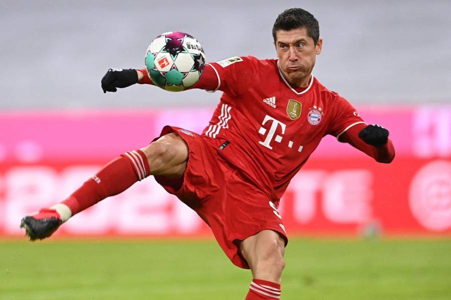 Robert Lewandowski bate el récord Gerd Muller en cierre de Bundesliga