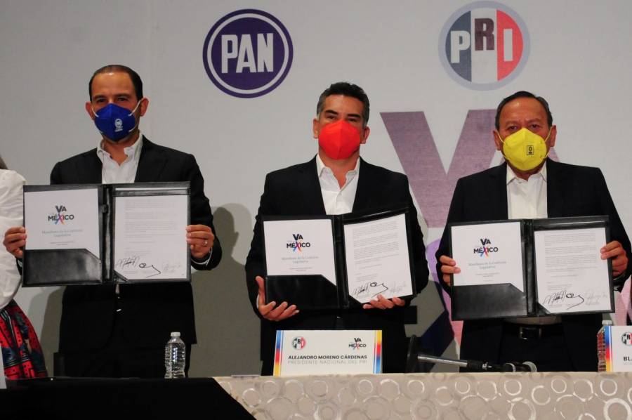 PAN, PRI y PRD firman acuerdo para crear coalición legislativa