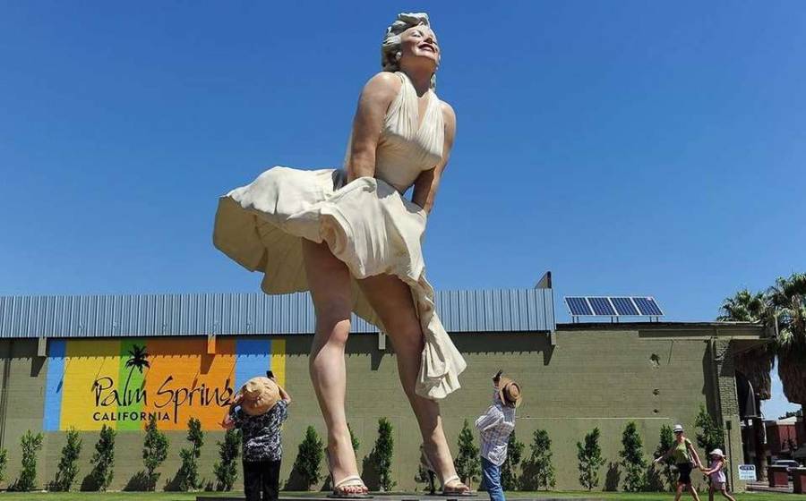 Piden retirar estatua de Marilyn Monroe por considerarla misógina