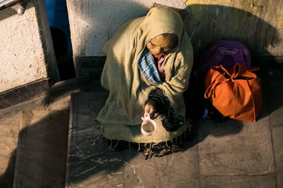 Índices de pobreza, aún por arriba de nivel previo a la pandemia: Coneval