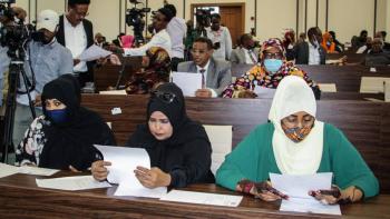 Somalia anuncia celebraci&oacute;n de elecciones en 60 d&iacute;as