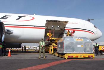 Recibe M&eacute;xico nuevo lote con 585 mil vacunas de Pfizer