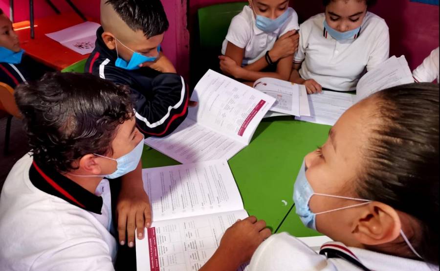 Escuelas deber&aacute;n realizar reuniones con padres de familia para regreso a clases