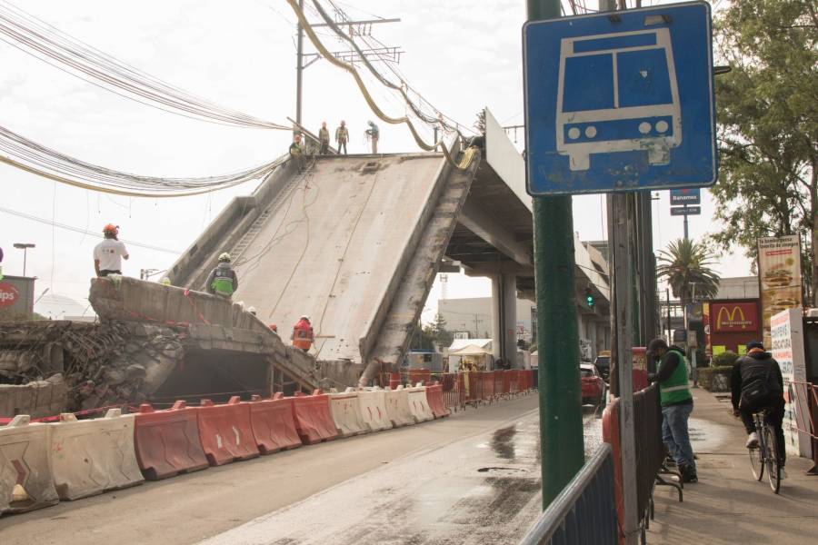 Tras accidente en Línea 12, recopilan evidencias para pruebas en metal sugeridas por la FGJ