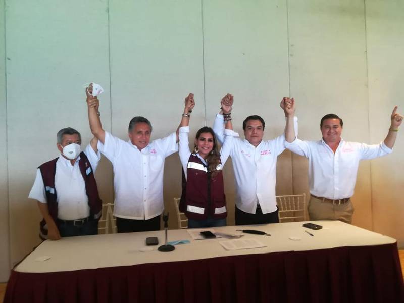 Declina Manuel Negrete en favor de “La Torita” en Guerrero