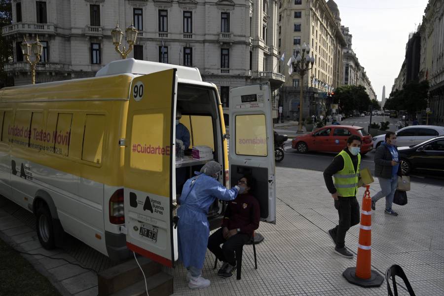 Argentina registra 30 mil 950 casos positivos de Covid-19 y 539 decesos