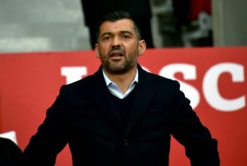 Oporto renueva por tres años a su entrenador Sergio Conceicao