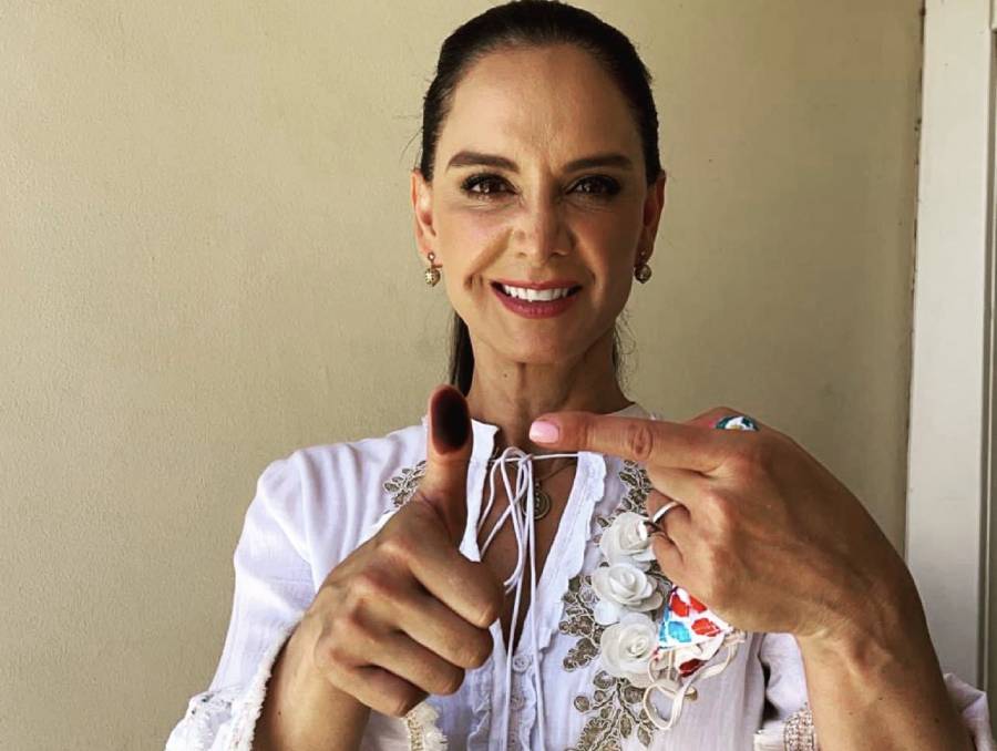 Lupita Jones vota en Mexicali y lamenta violencia en jornada electoral en BC