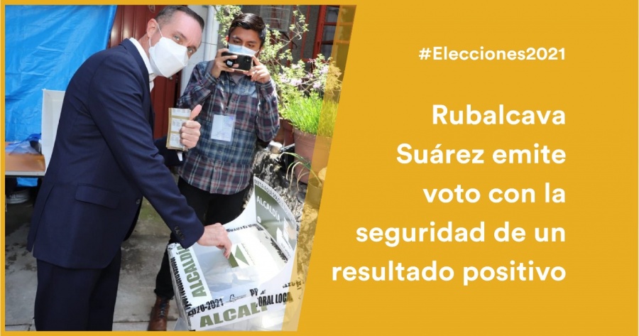 “La democracia la hacemos todos”: Adrián Rubalcava vota en Cuajimalpa