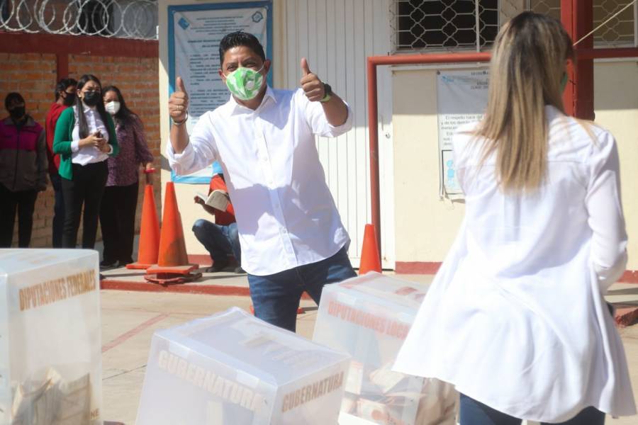 Juan Carlos Machinena pide a Octavio Pedroza reconocer el triunfo de Ricardo Gallardo en SLP