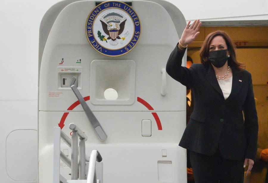 ¡Hasta pronto, Kamala Harris! La Vicepresidenta de EEUU regresa a su país