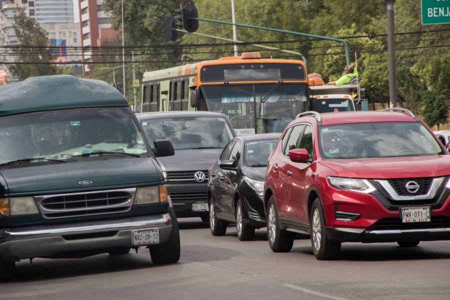 En Sem&aacute;foro Verde, Waze promueve auto compartido