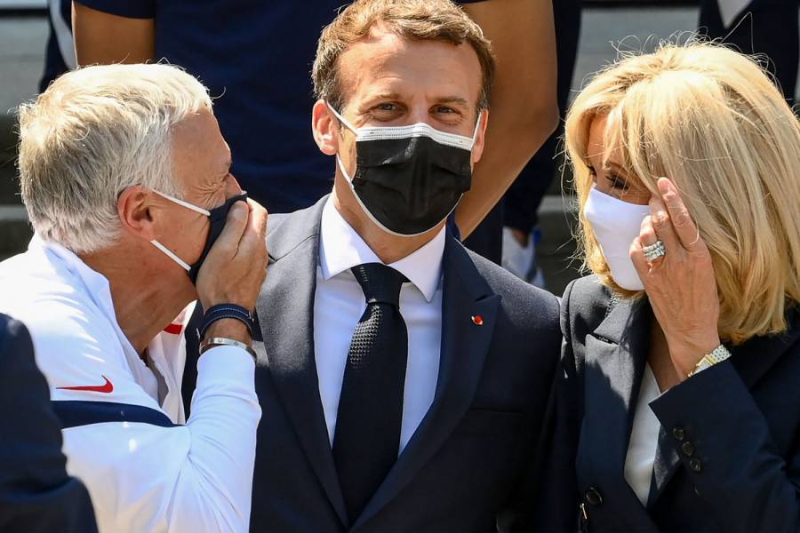 El hombre que abofeteó a Emmanuel Macron comparece ante el juez con riesgo de cárcel
