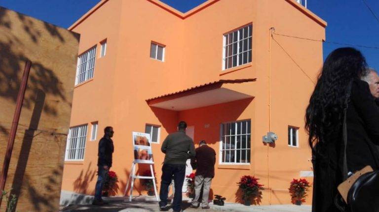 Asignan casas a afectados por colapso de L-12
