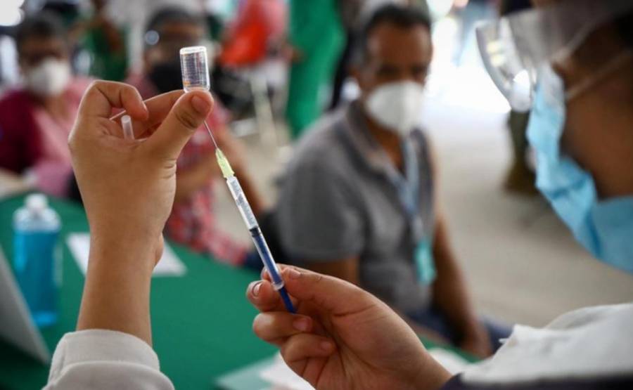 Inicia registro de vacunación de 18 a 39 años en Baja California