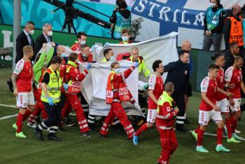 Christian Eriksen se desvanece y el Dinamarca-Finlandia queda suspendido