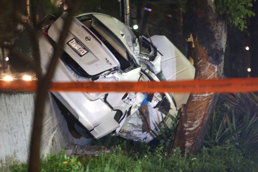 Mueren tres personas tras fuerte choque en Viaducto Miguel