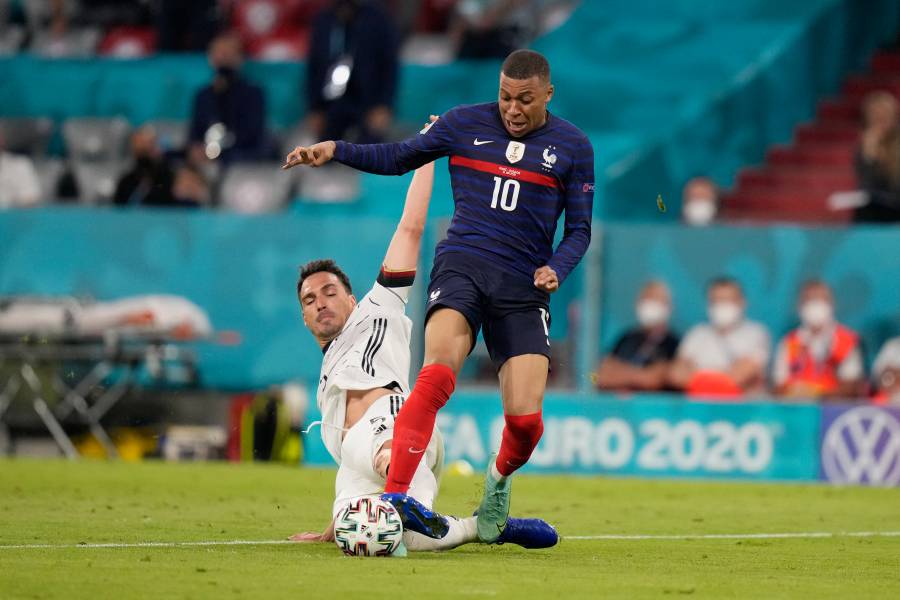 Con autogol de Hummels, Francia derrota a Alemania en la Euro