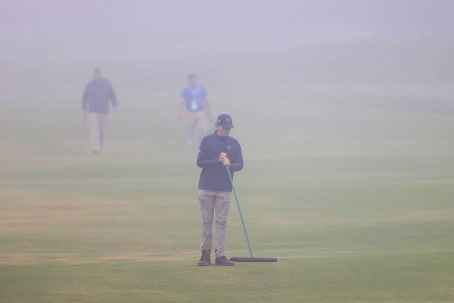 El Abierto de golf en EEUU arrancó con 90 minutos de retraso por niebla