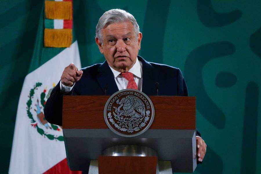 AMLO bromea sobre presuntos cambios en su gabinete