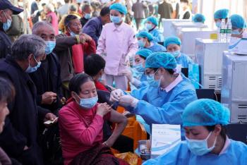 China supera las mil millones de dosis administradas de vacunas contra Covid-19