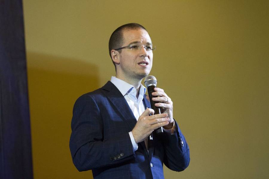 “Si querer triunfar es aspiracionista, que nos apunten en la lista”: responde Ricardo Anaya a AMLO