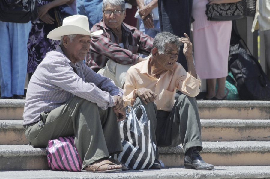 Pensión para adultos mayores aumenta a 3 mil 100 pesos