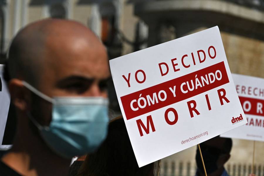 Entra en vigor en España la ley de eutanasia