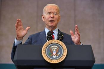 Joe Biden se re&uacute;ne con el presidente afgano para hablar del repliegue de EEUU