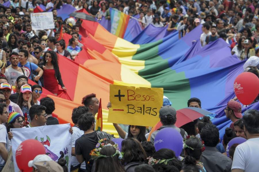 Comienza marcha del Orgullo LGBT+ en la CDMX