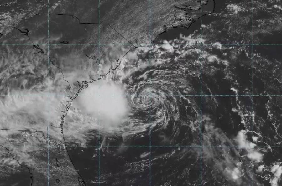 Danny se convierte en tormenta tropical y se ubica en las costas de Carolina del Sur