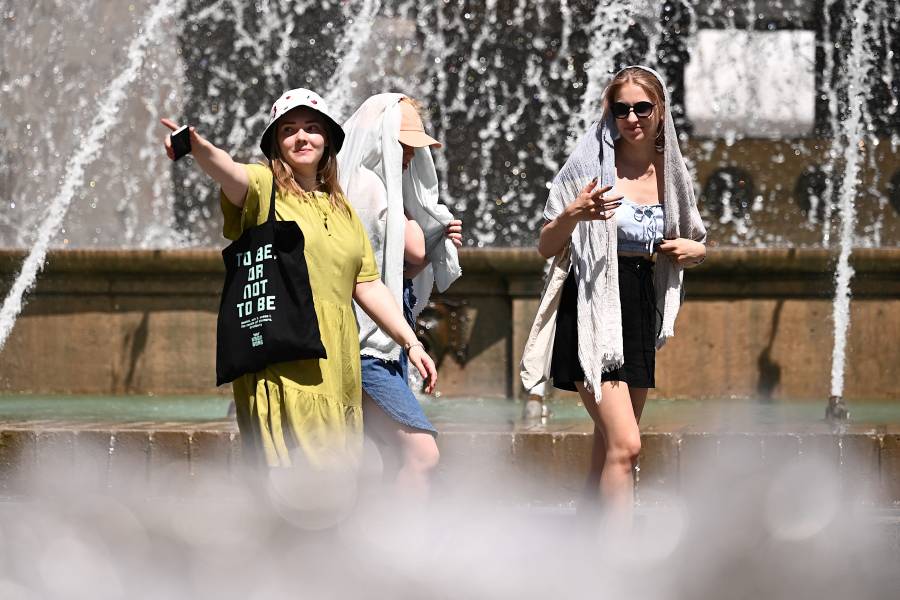 Italia sin mascarilla y con 