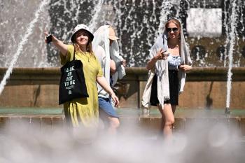 Italia sin mascarilla y con 