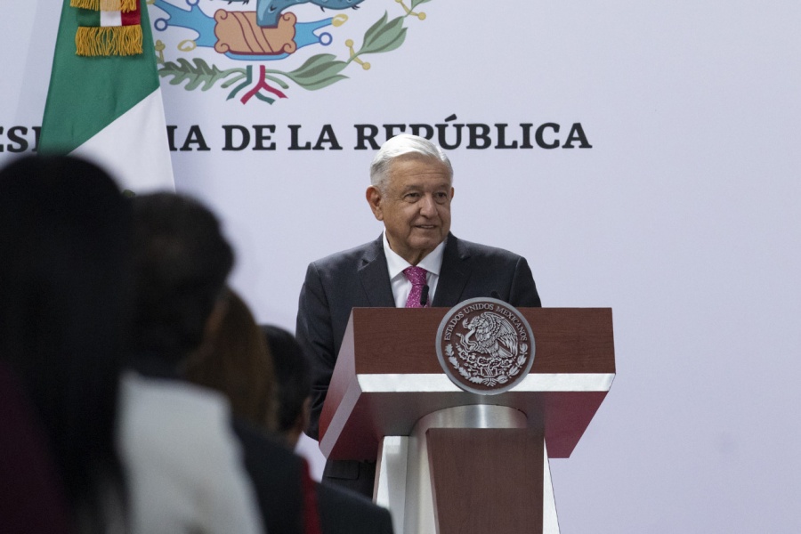 López Obrador asegura que nunca traicionará al pueblo de México