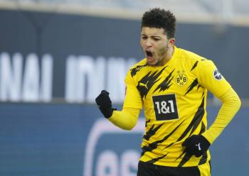 Oficial: Manchester United ficha a Jadon Sancho