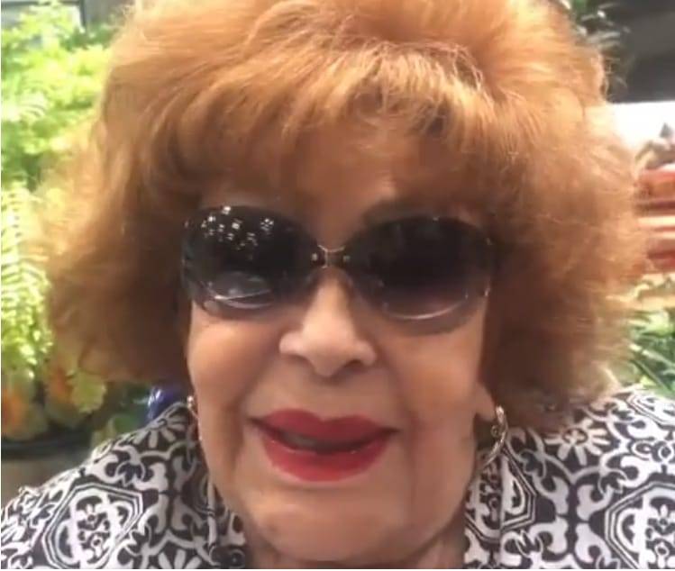 “Aqu&iacute; est&aacute; su vedette”, dice Silvia Pinal tras salir del hospital
