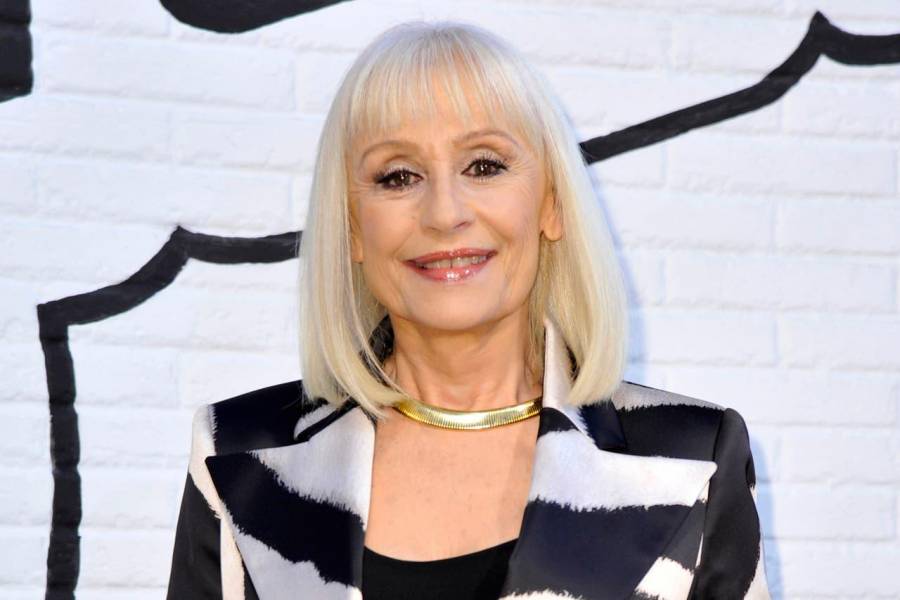 Muere la popular cantante y presentadora de televisión, Raffaella Carrá