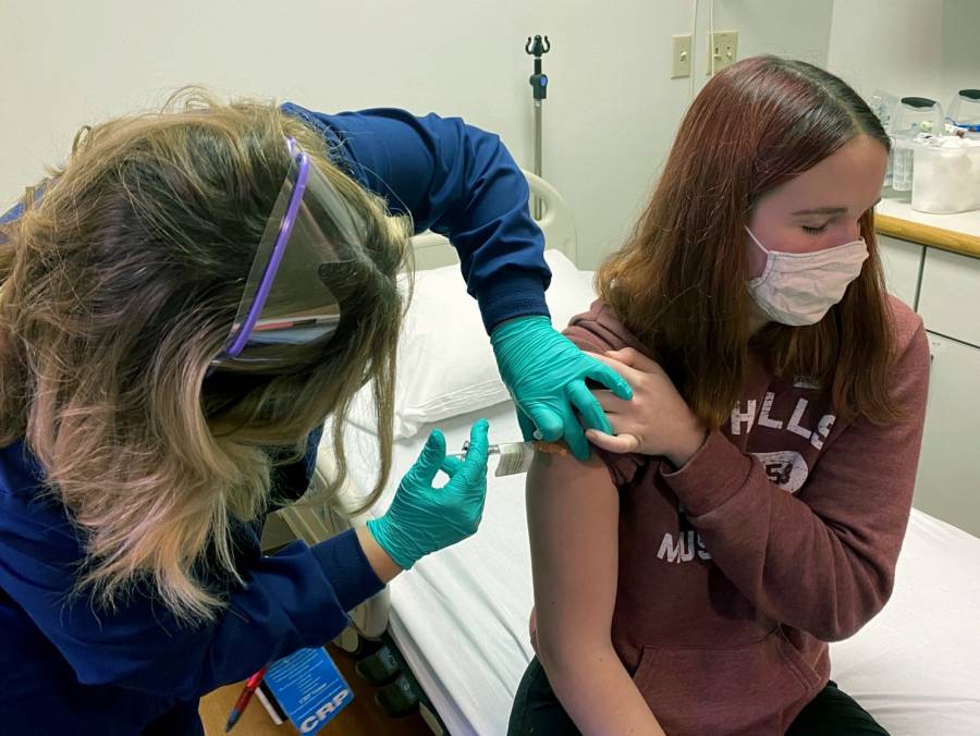 Recomendable usar vacuna Pfizer en jóvenes menores de 16 años: OMS