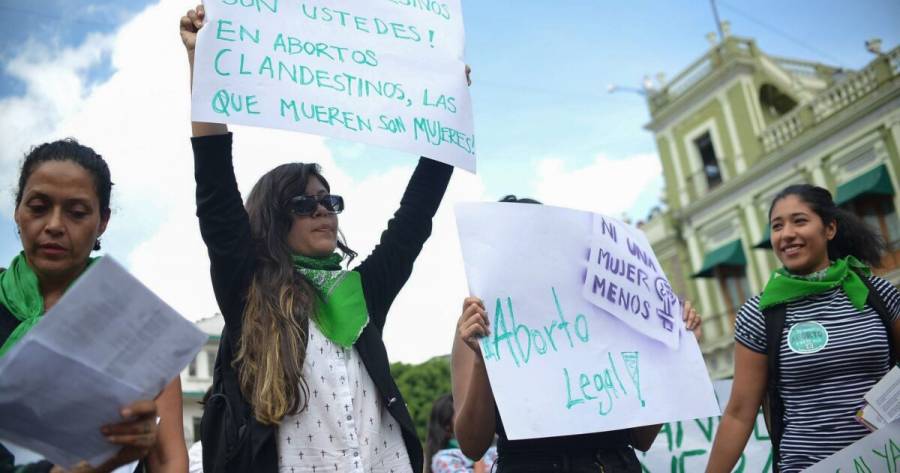 Violencia contra la mujer, evitar aborto por violación: SCJN