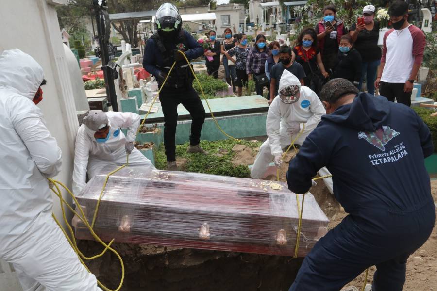 En México se registran 234,907 muertes por COVID-19