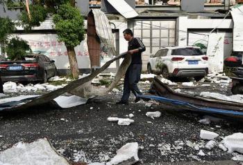 Derrumbe de hotel en China deja al menos un muerto y 10 desaparecidos