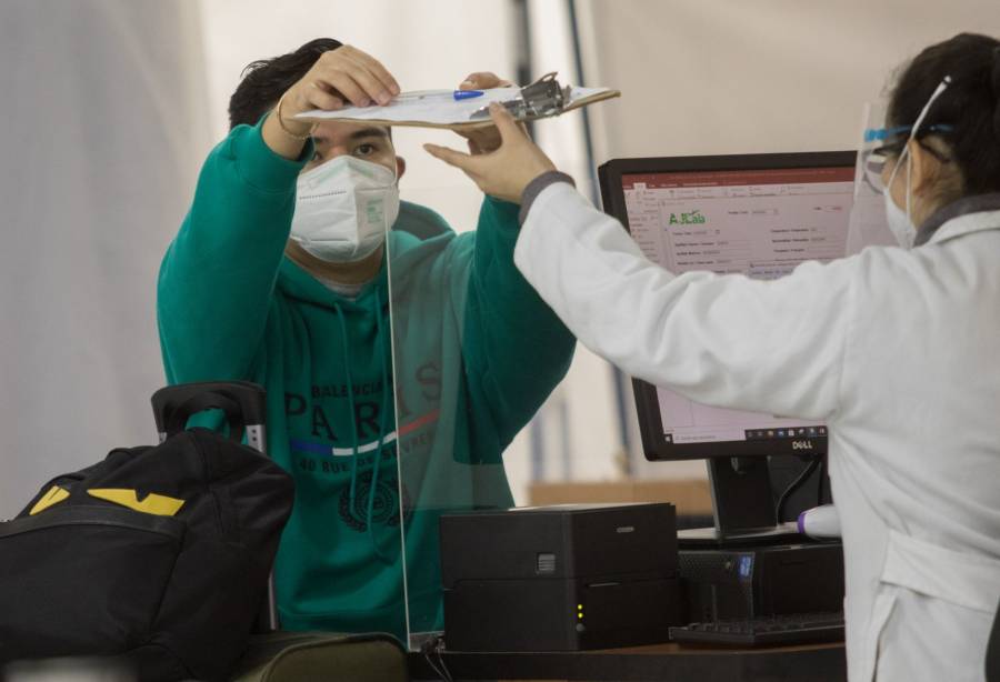 México reciente tercera ola de contagios Covid al registrar 11 mil 137 nuevos casos