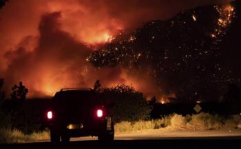Incendios forestales en EEUU y Canad&aacute; no ceden