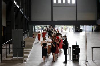 Reino Unido mantiene cuarentena para brit&aacute;nicos vacunados llegados de Francia
