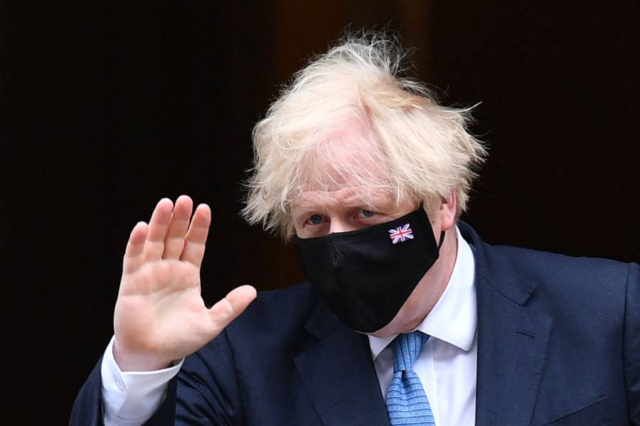 Boris Johnson, obligado a aislarse la víspera del levantamiento de restricciones por Covid-19 en Inglaterra