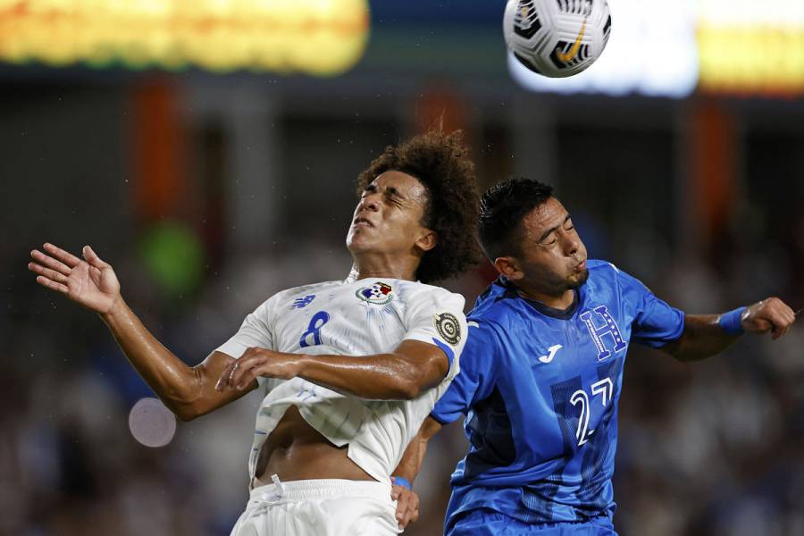 Honduras remonta a Panamá y clasifica a cuartos de final de Copa Oro