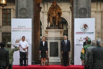 AMLO rinde honores a Benito Ju&aacute;rez en su 149 aniversario luctuoso