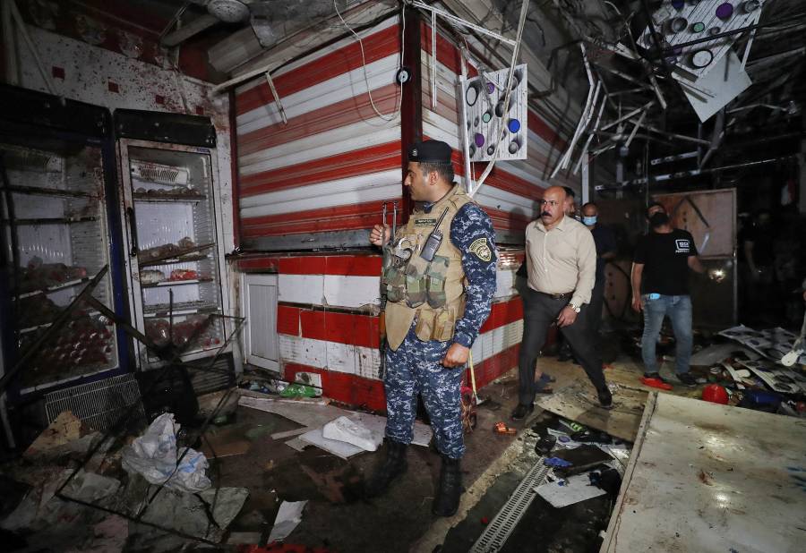 Atentado en mercado de Irak deja al menos 30 muertos; EI reivindica el atentado
